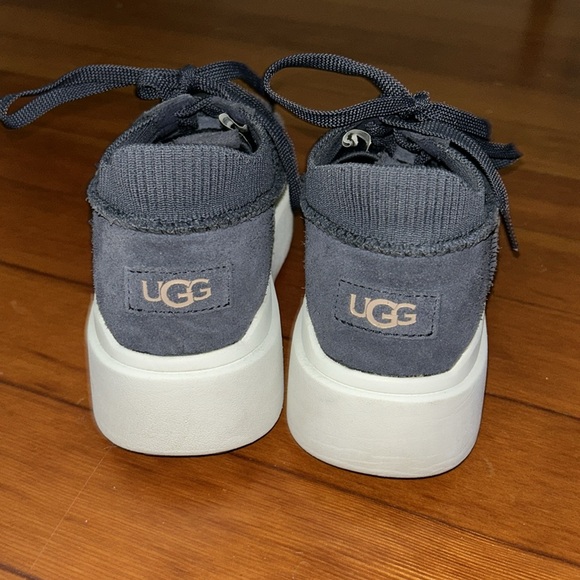 Ugg blue platform sneakers super comfy - Picture 3 of 6